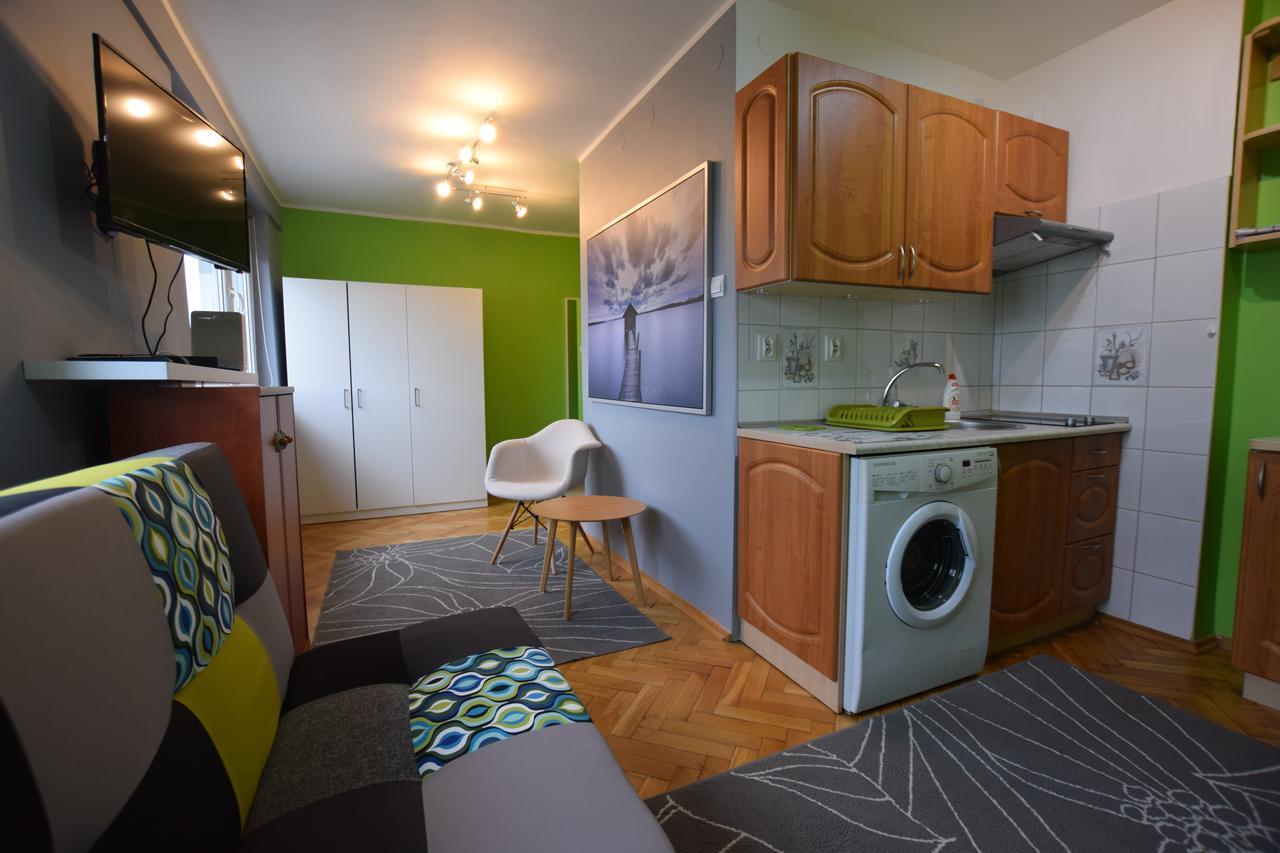 Elegant Apartment Chmielna Promenade Варшава Экстерьер фото