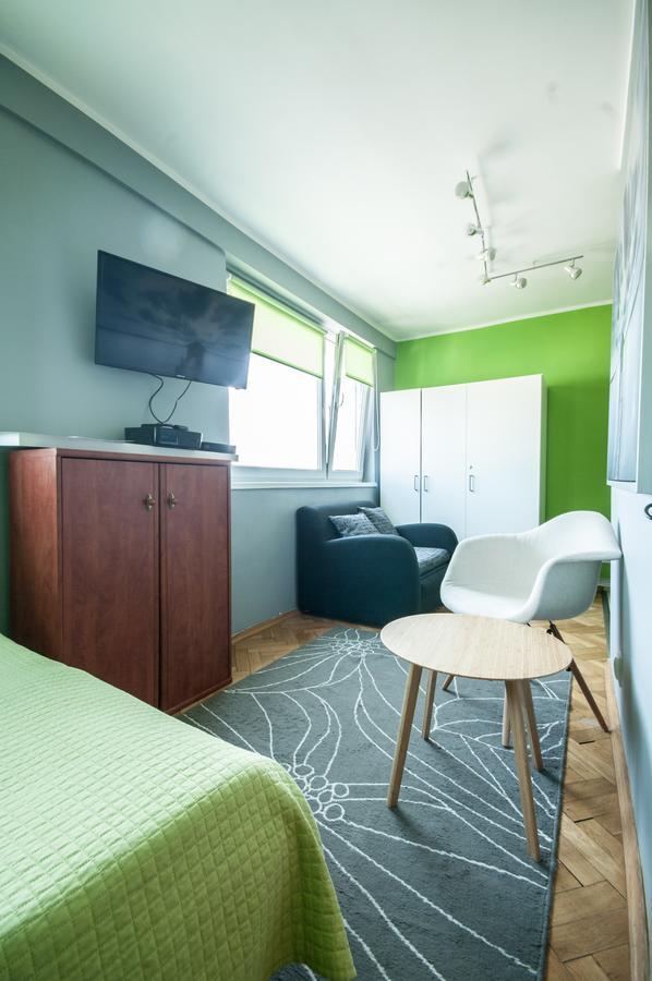 Elegant Apartment Chmielna Promenade Варшава Экстерьер фото