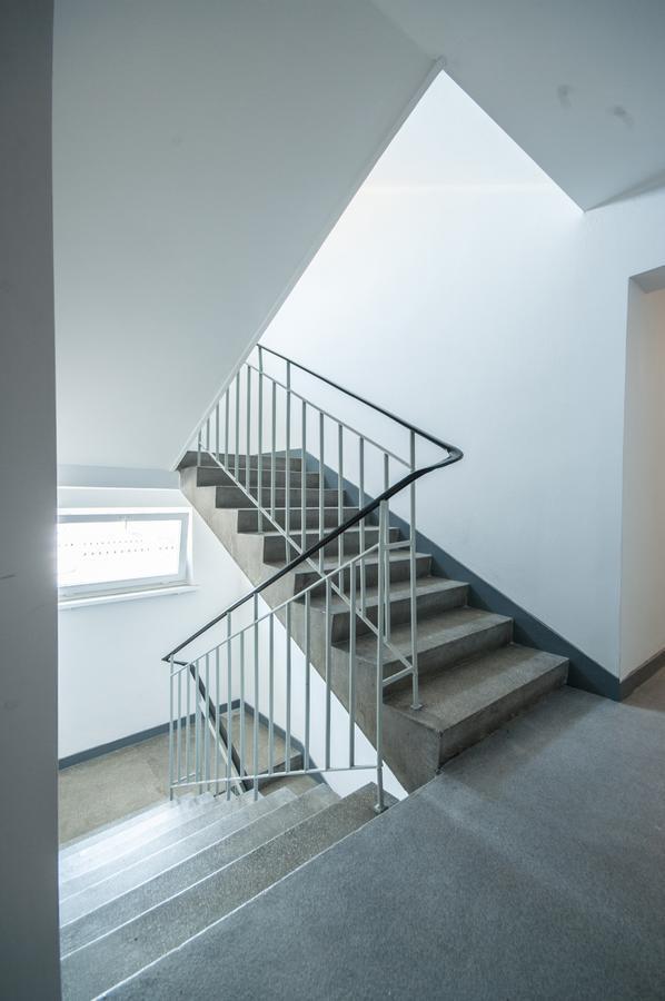 Elegant Apartment Chmielna Promenade Варшава Экстерьер фото